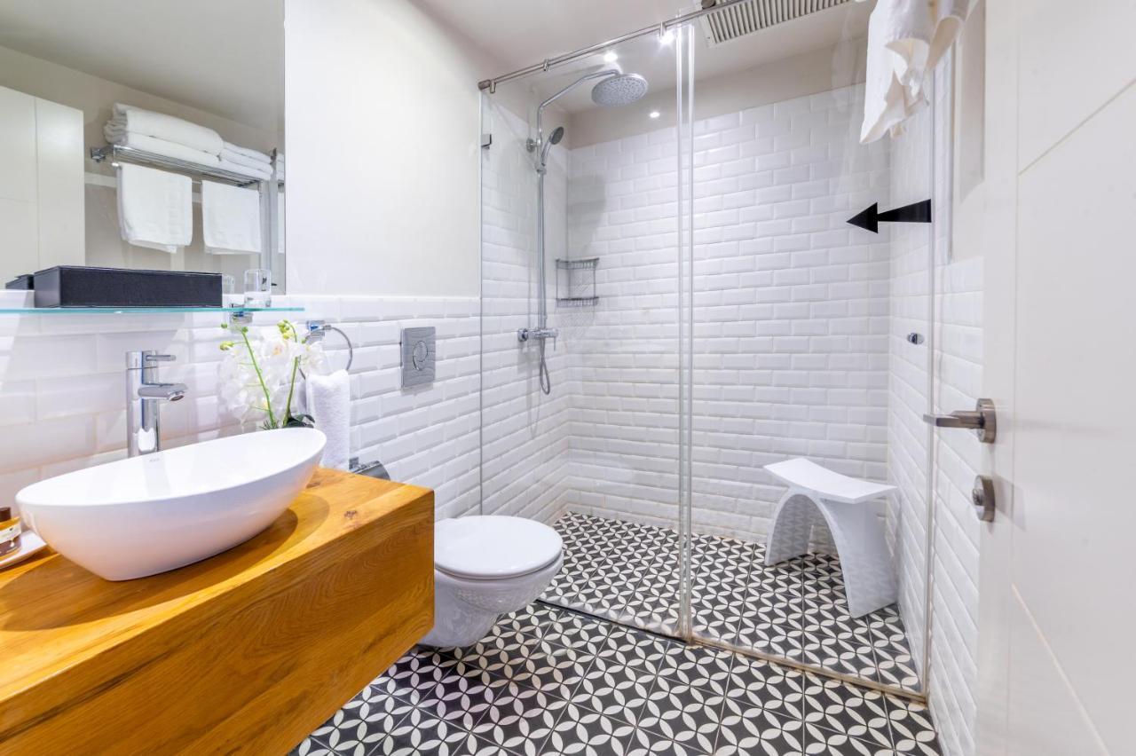 Shenkin Hotel 4*